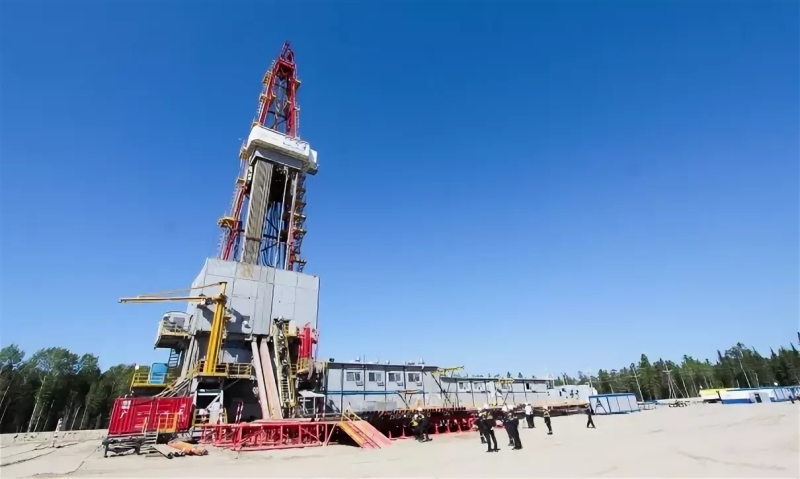 "Новый поток", бурение разведочнойскважины Новости нефтедобычи. Обуховская промышленная компания. Месторождение Гремячевское, "Новый поток"